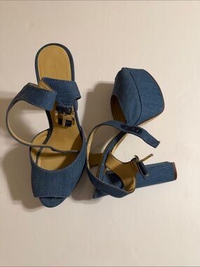 Michael Kors London Open Toe Denim Blue Platform Block Heel Sandals Size 8